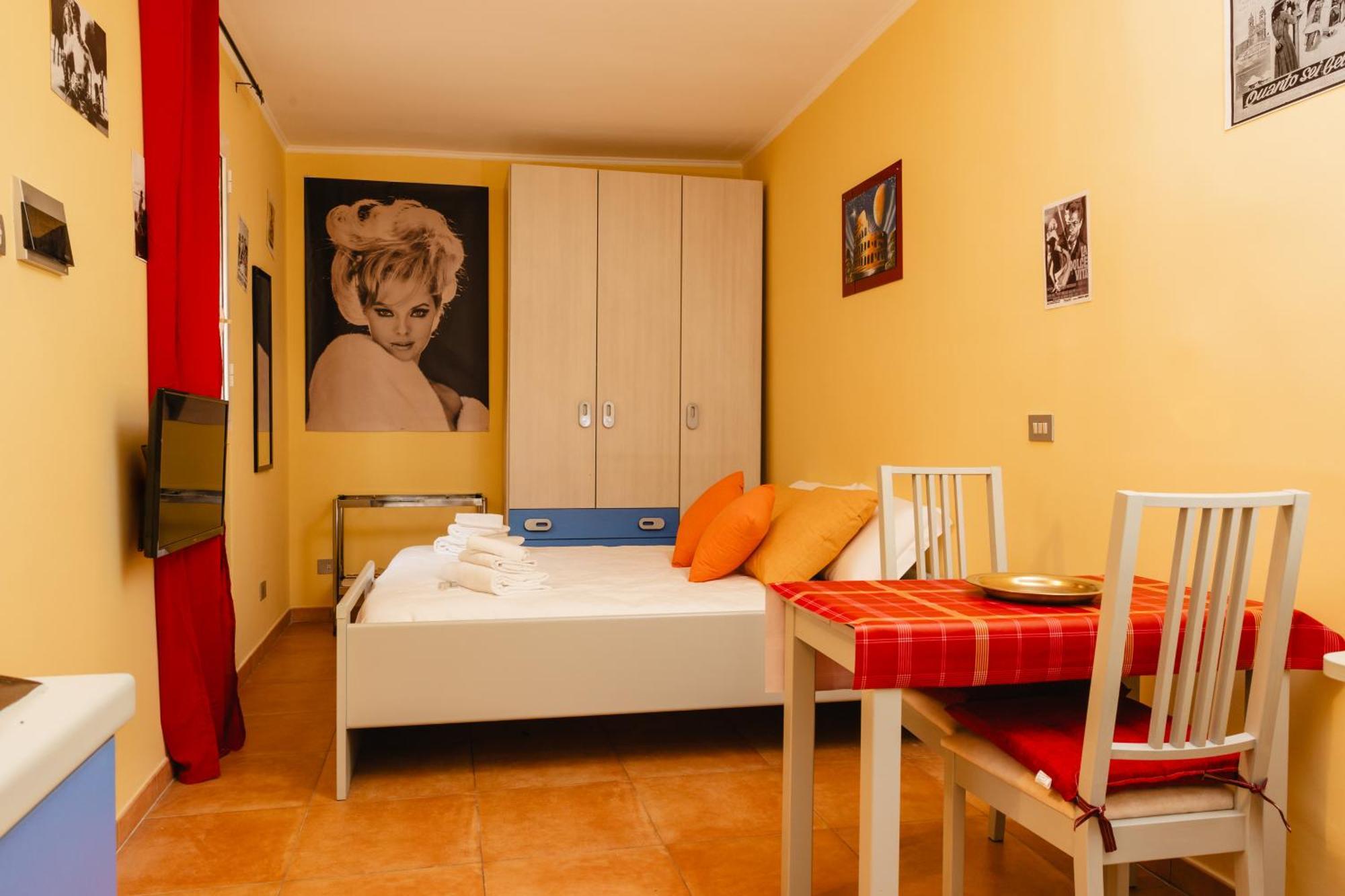 House Da Pasolini A Mastroianni Apartamento